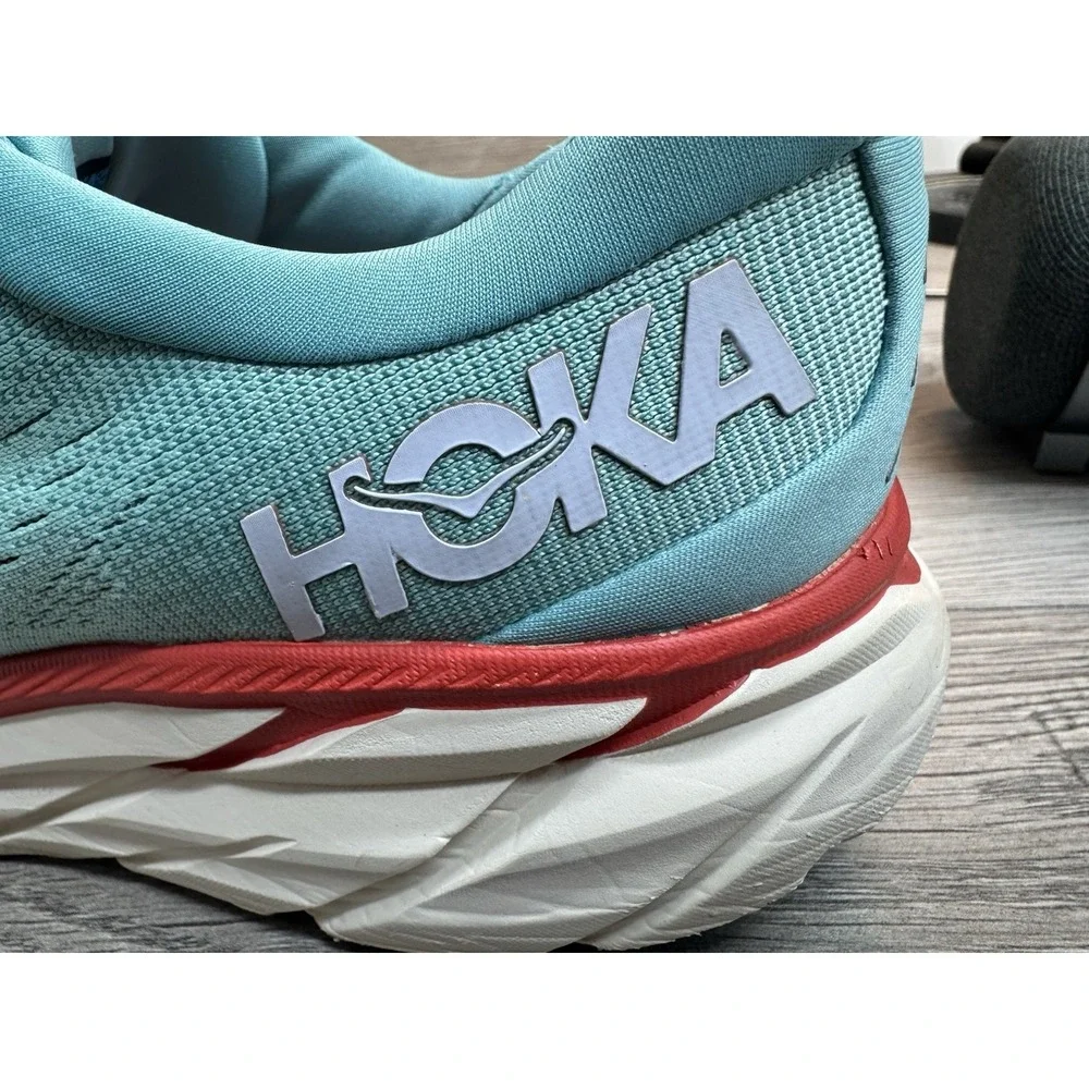 HOKA ONE ONE Clifton 8 Women's Cushioned Running Shoes Size 9.5 B 1119394 AEBL